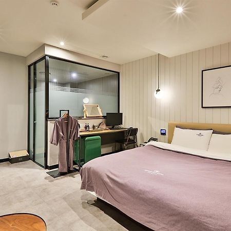 Brown Dot Hotel Jeonggwan ปูซาน ภายนอก รูปภาพ
