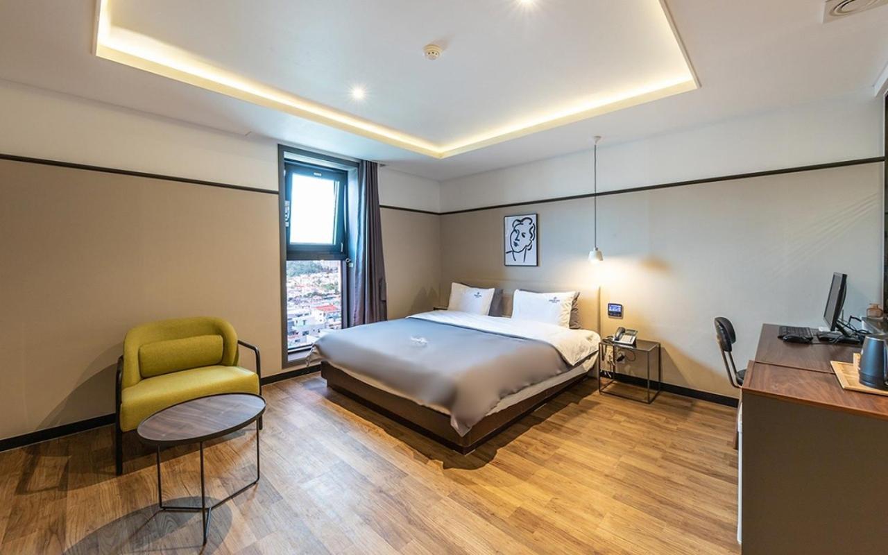 Brown Dot Hotel Jeonggwan ปูซาน ภายนอก รูปภาพ