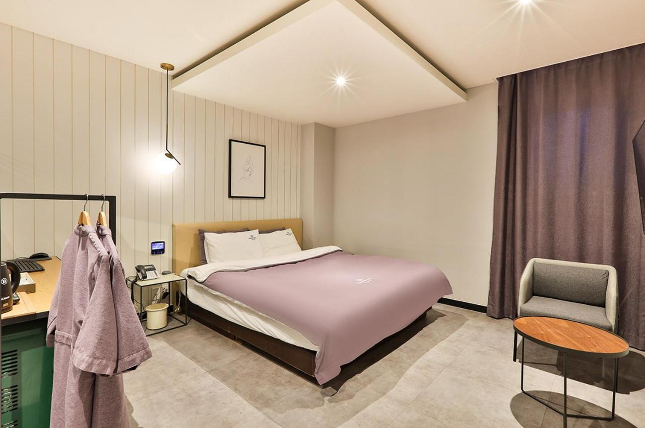 Brown Dot Hotel Jeonggwan ปูซาน ภายนอก รูปภาพ