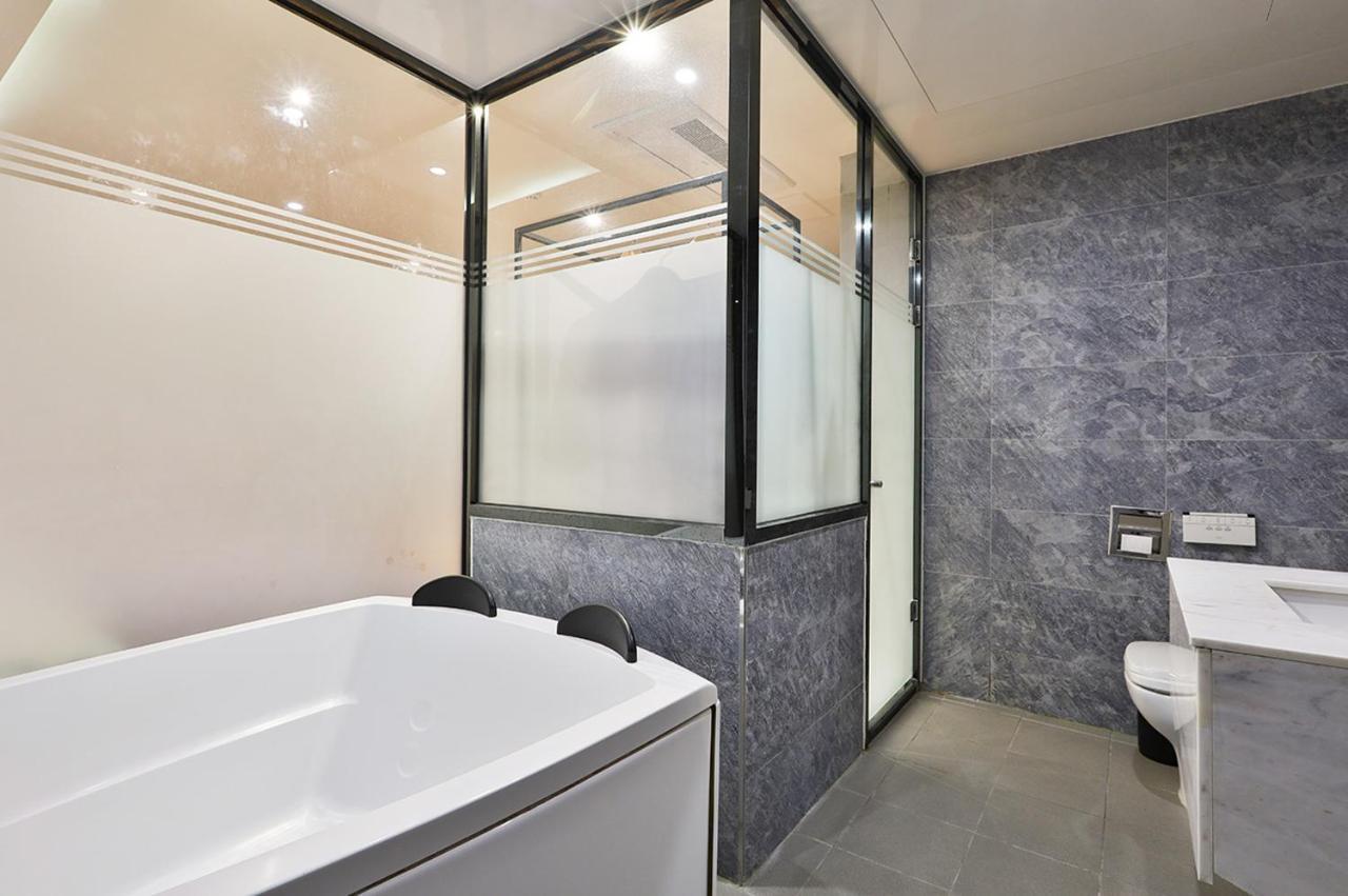 Brown Dot Hotel Jeonggwan ปูซาน ภายนอก รูปภาพ