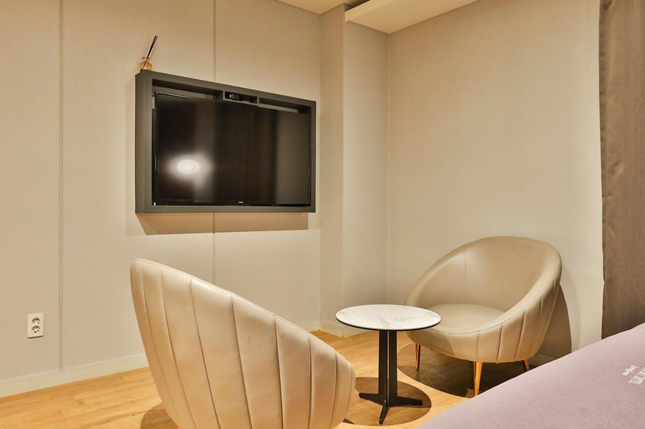 Brown Dot Hotel Jeonggwan ปูซาน ภายนอก รูปภาพ